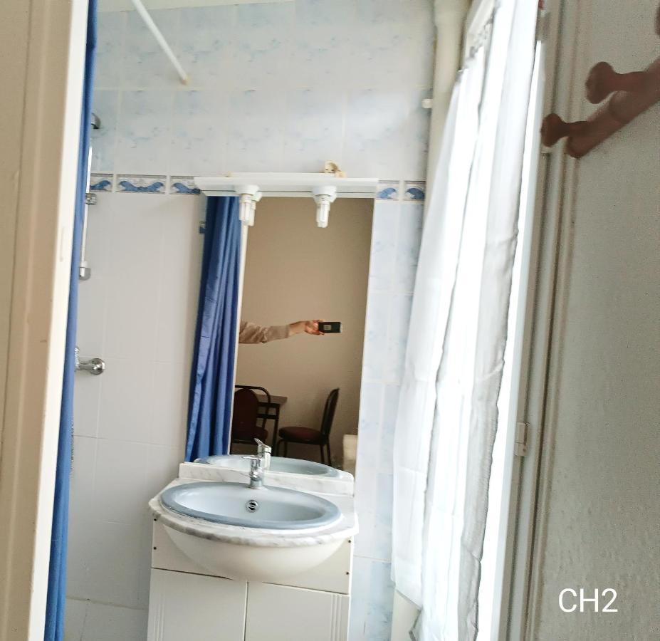 Hotel Le Fontenoy Provins Kültér fotó